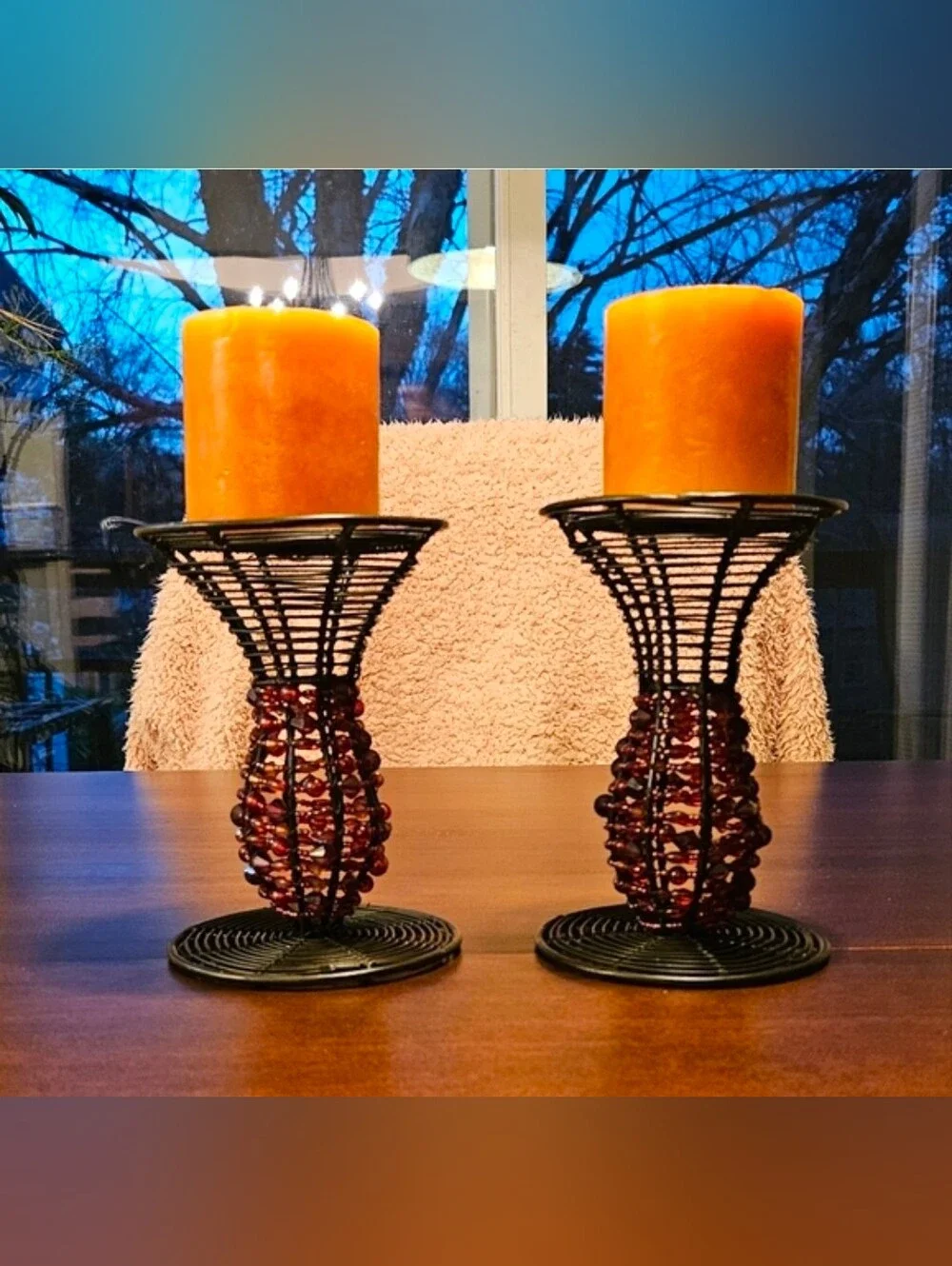 Black Metal Wire Pillar Candle Holder Set with Red Beads
